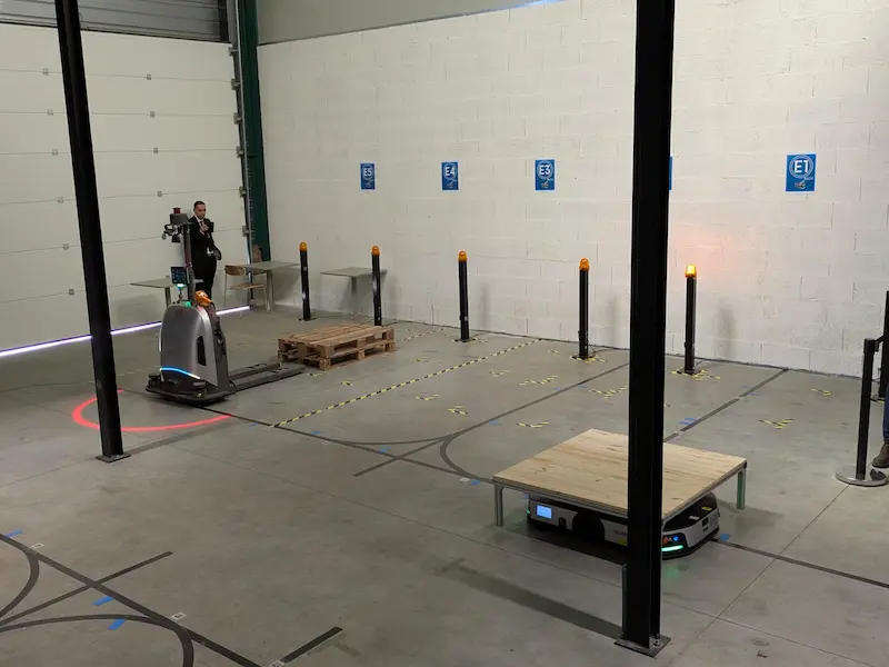 intelligence artificielle et orchestration des robots mobiles avec isifleet